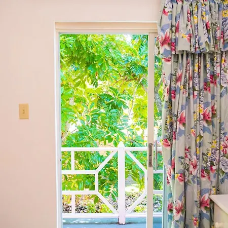 Shields Negril Villas Exterior photo