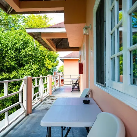 Shields Negril Villas Room photo