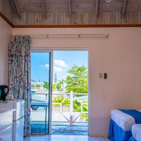 Shields Negril Villas Room photo